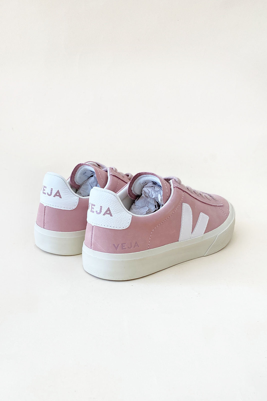 VEJA Mod. CAMPO NUBUCK BABE WHITE VEJA Mod. CAMPO NUBUCK BABE WHITE