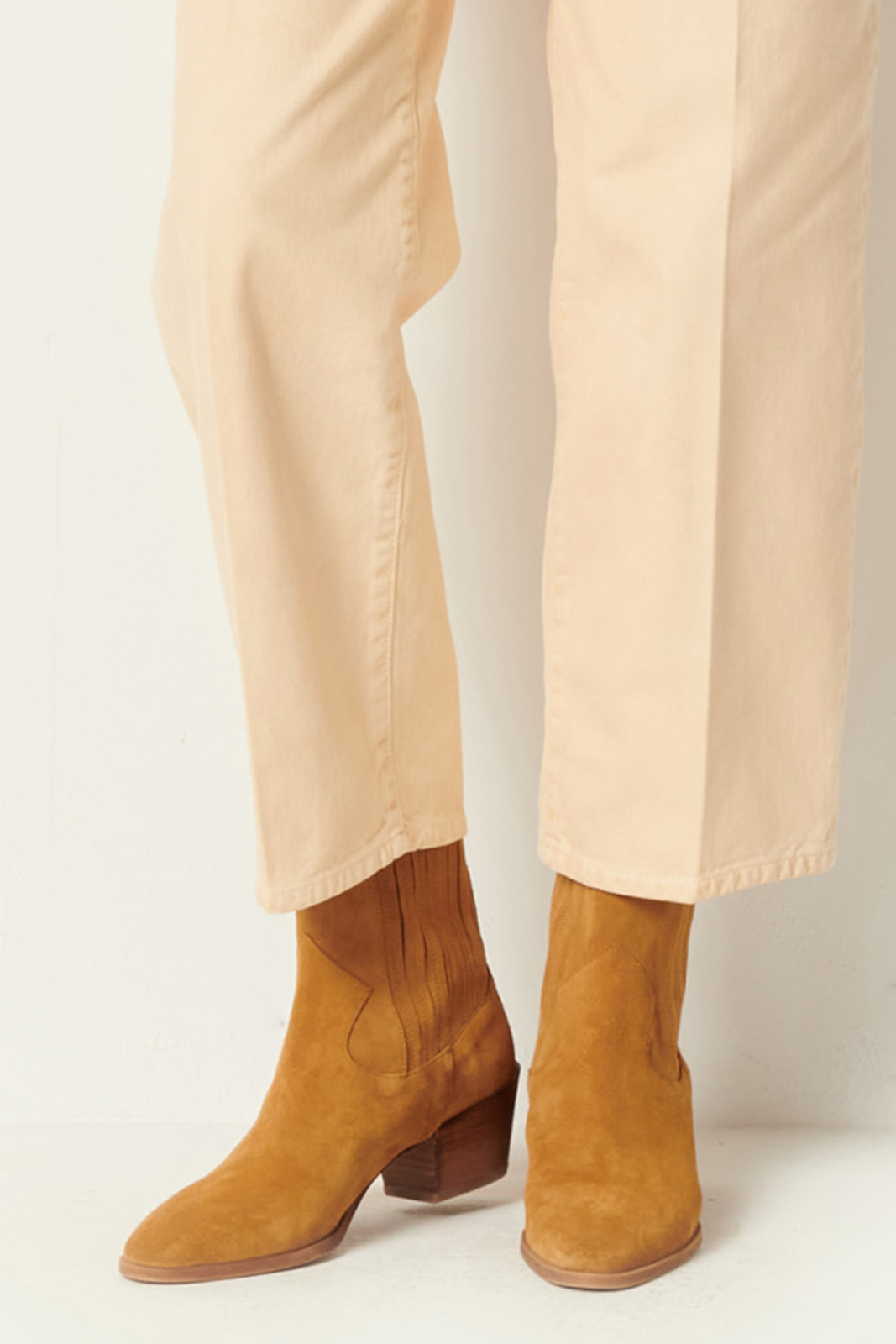 SESSUN Mod. WAYNE HONEY SUEDE