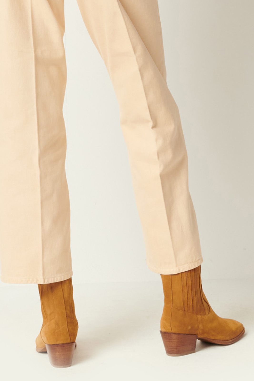 SESSUN Mod. WAYNE HONEY SUEDE SESSUN Mod. WAYNE HONEY SUEDE