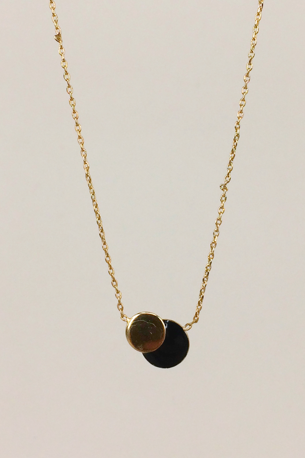 COLLIER COTILLONS NOIR
